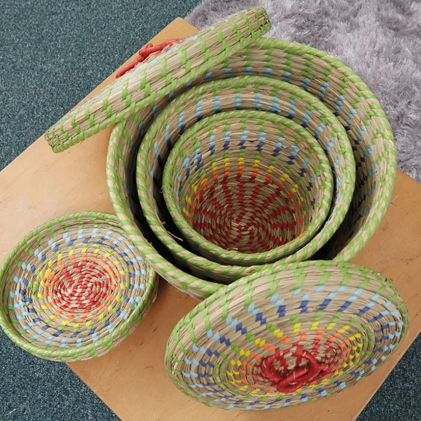 TTS Colourful Nesting Seagrass Storage Baskets 3pk Outlet
